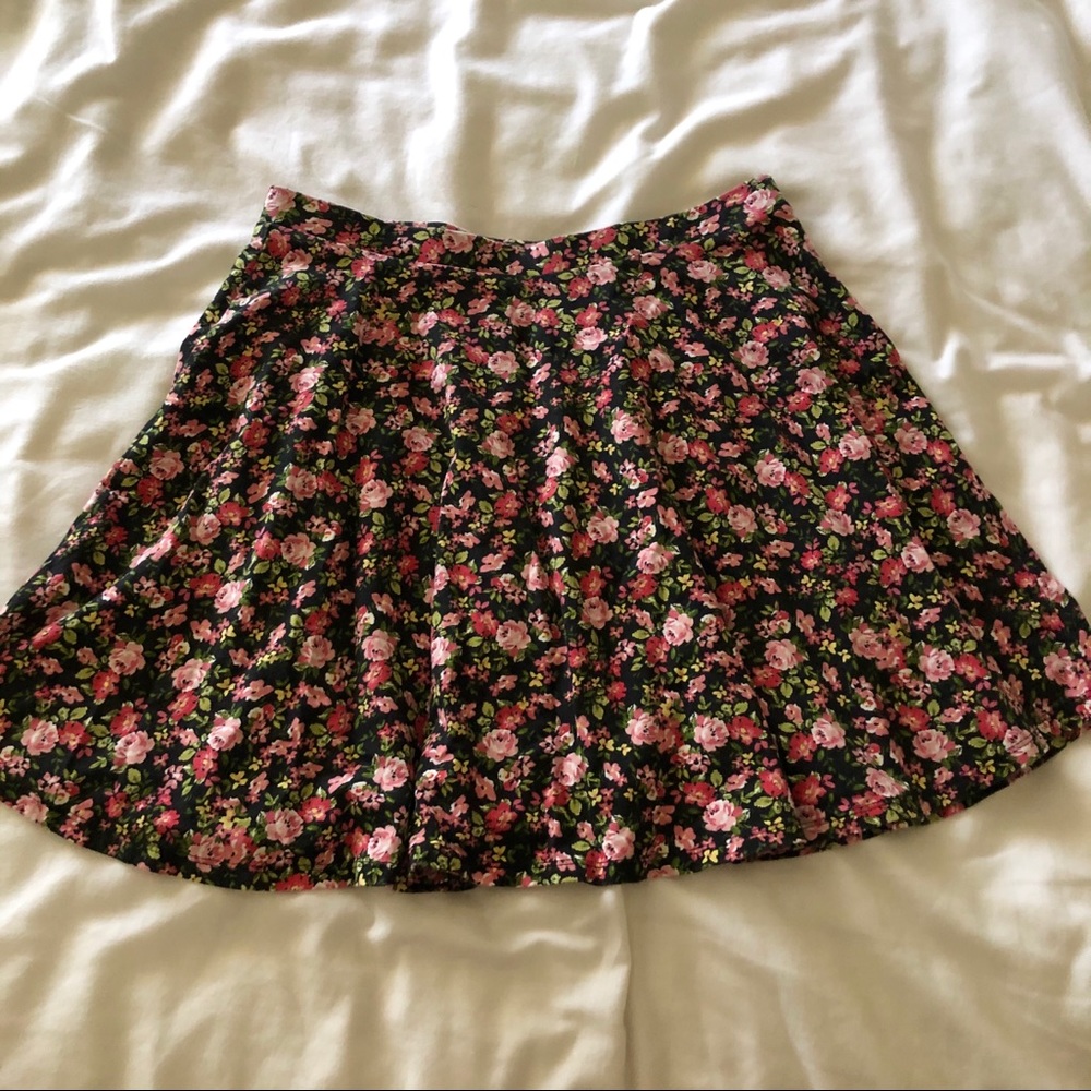 Floral skater skirt - Picture 1 of 3